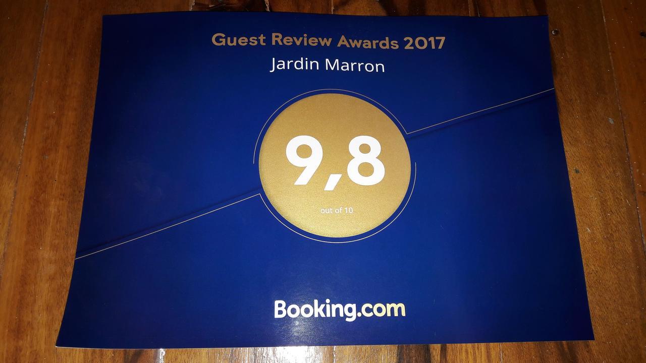 Appartement Jardin Marron à Baie Sainte-Anne Extérieur photo